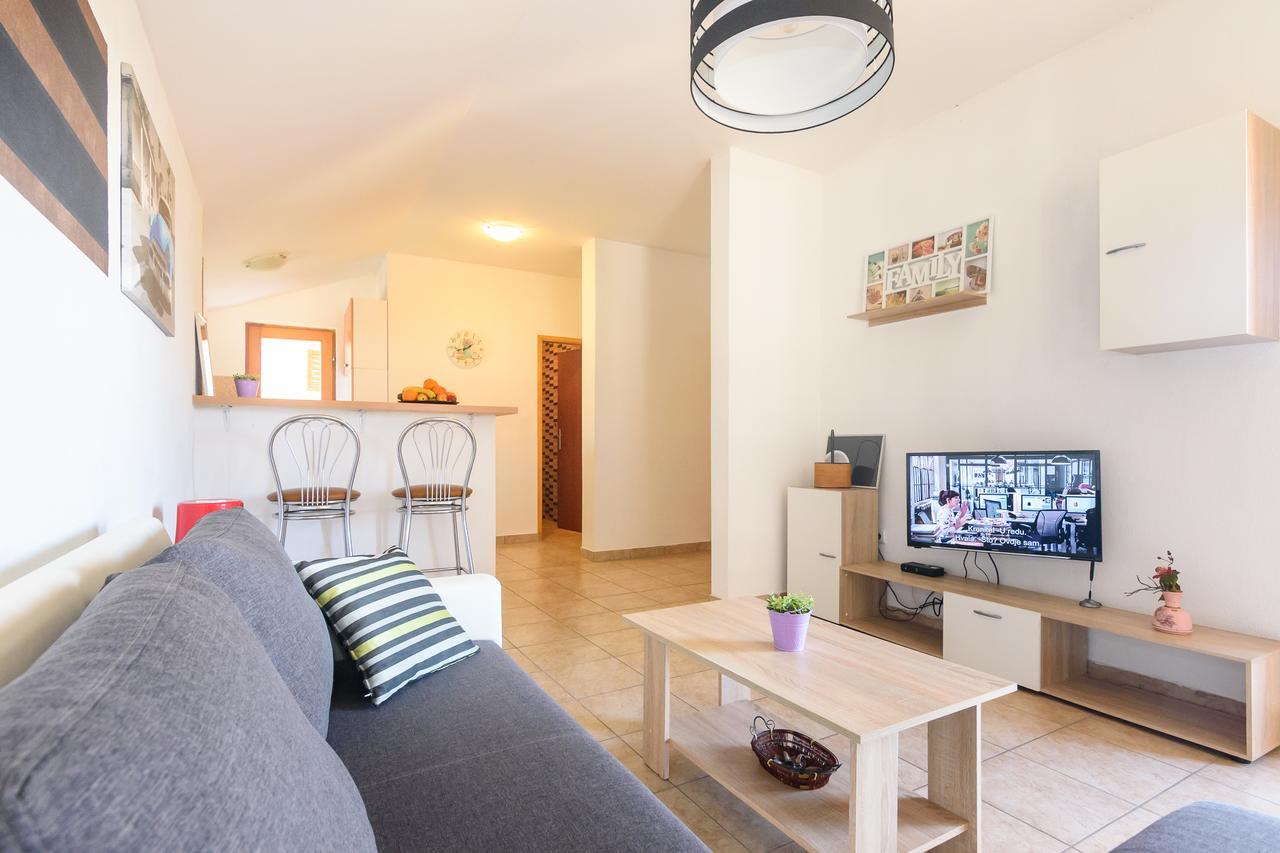 Apartments Kostijal Zadar Eksteriør bilde